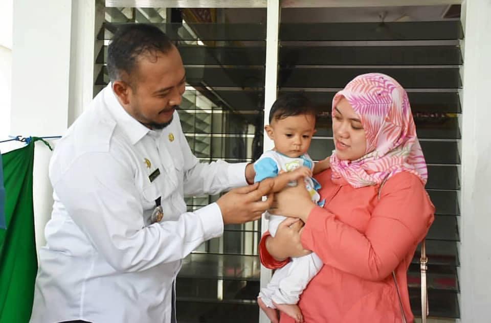 Gambar Agar Terhindar Dari Penyakit, Ketua TP PKK Kecamatan Panakkukang Ajak Warga Bawa Anak Ke Posyandu Terdekat