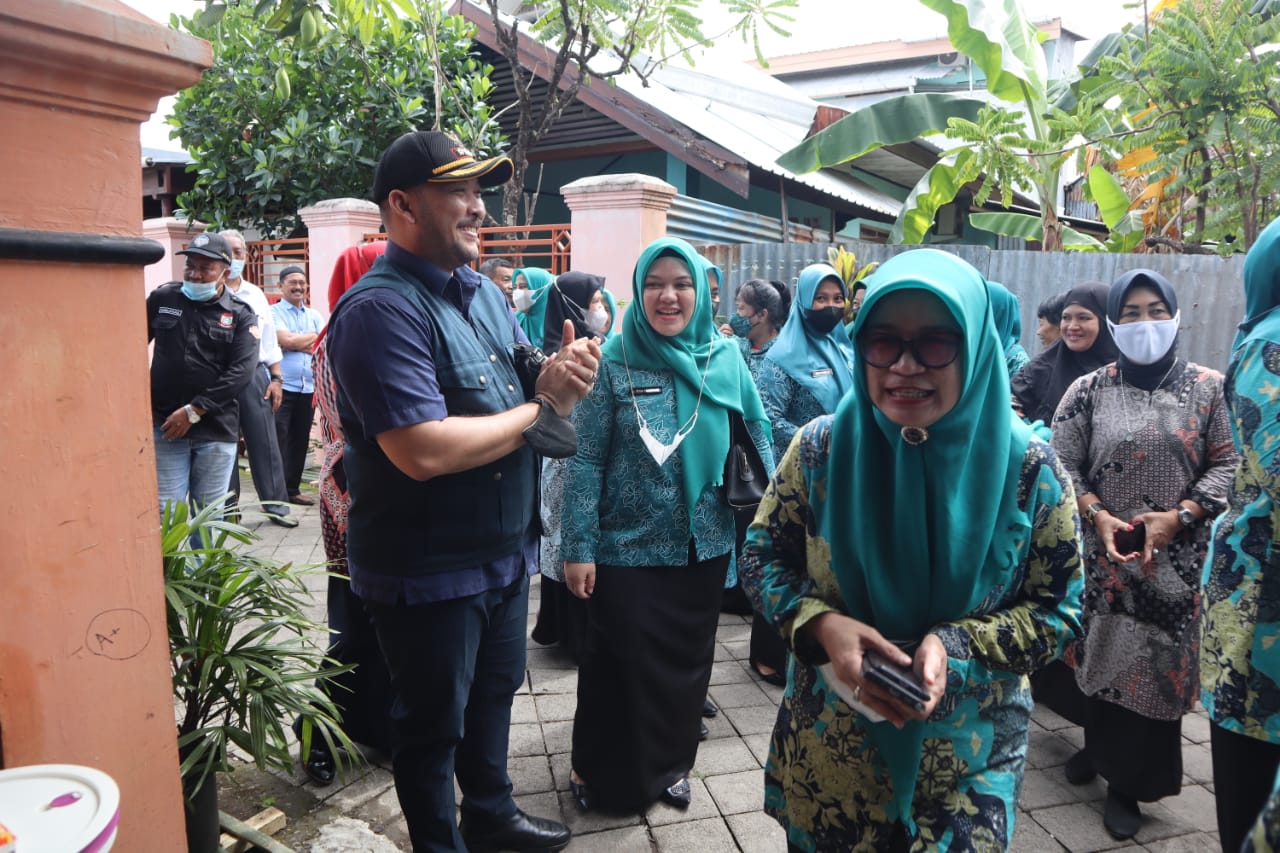 Gambar Kunjungi Posyandu Terintegrasi Di Tamamaung, Pokja IV TP PKK Kota Makassar Lakukan Penilaian