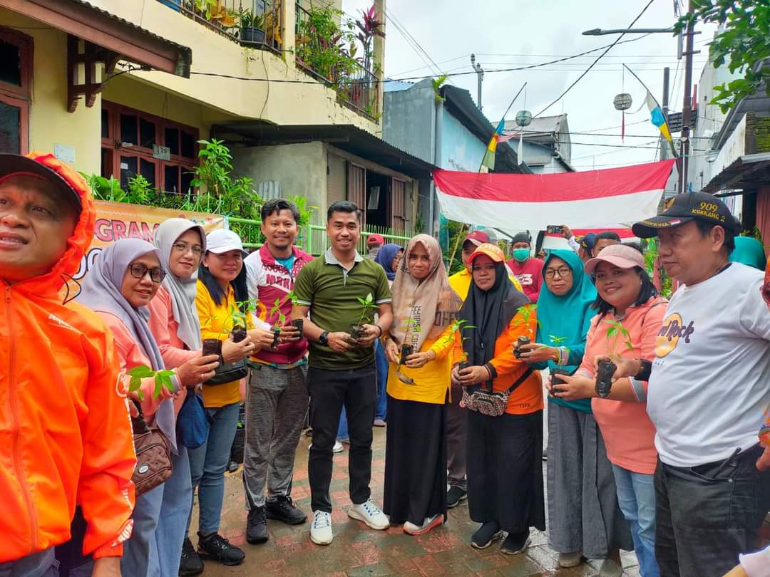 Gambar Dukung Program Terus Menanam, TP PKK Kecamatan Panakkukang Hadir Menanam Di Longwis